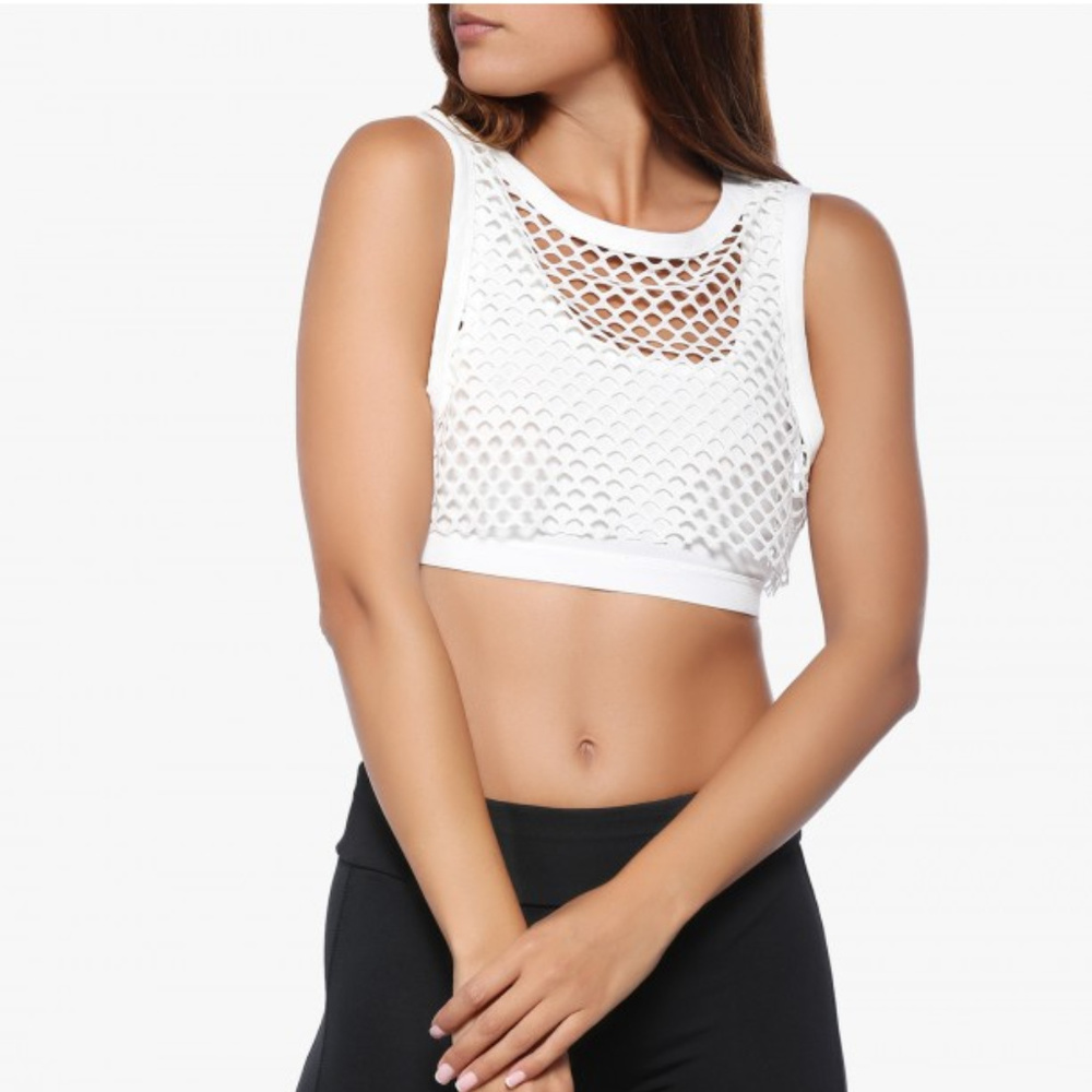 🆕️  Active Mesh Crop Top